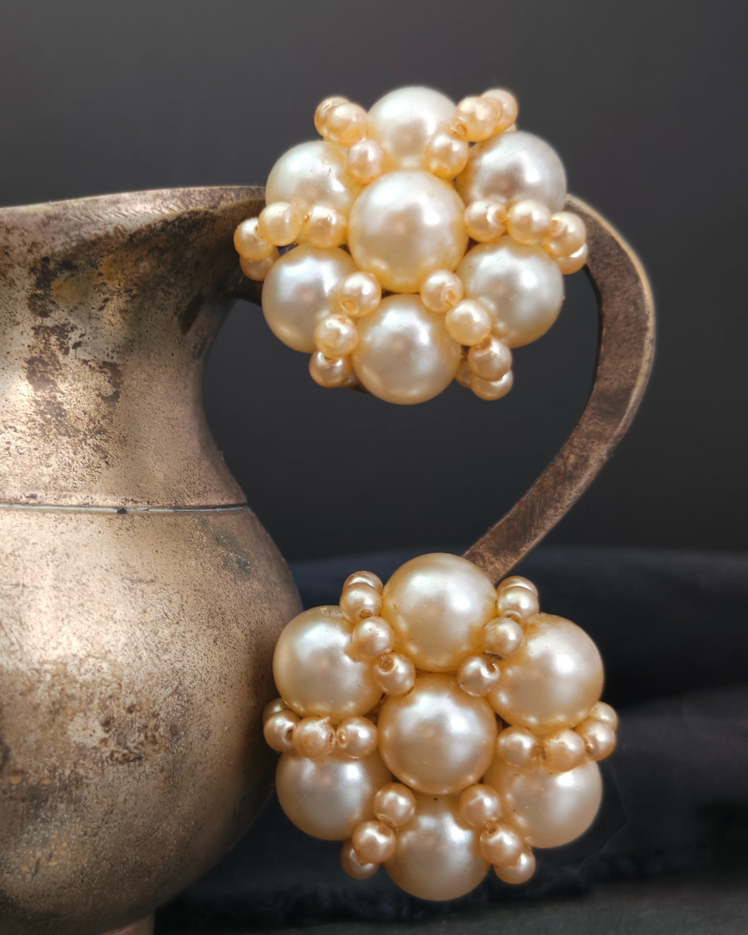 Vintage floral pearl clip-on earrings – 1970s/80s (alternate view)