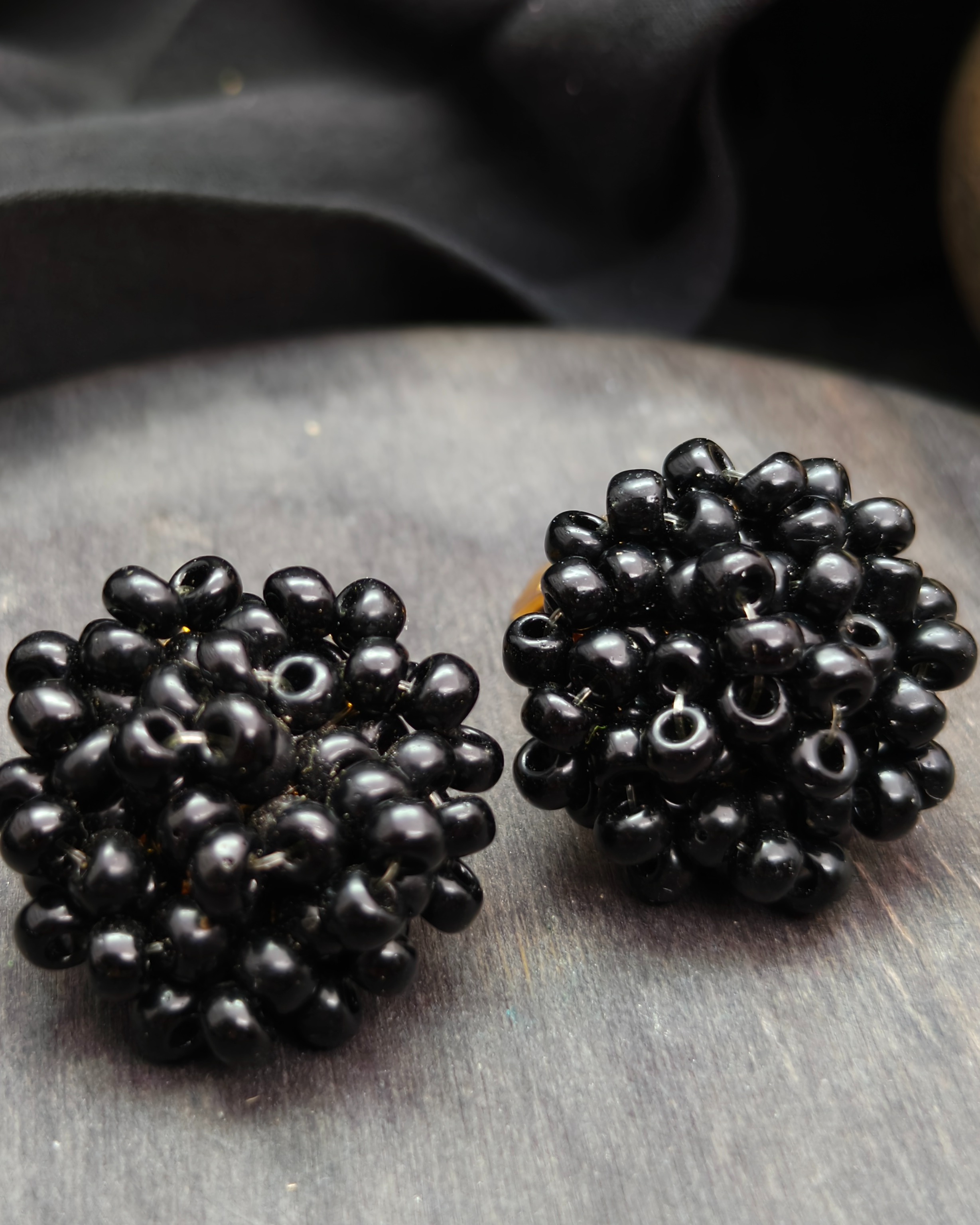 Vintage clip-on earrings with black seed bead clusters – 1950s/60s (alternate view)