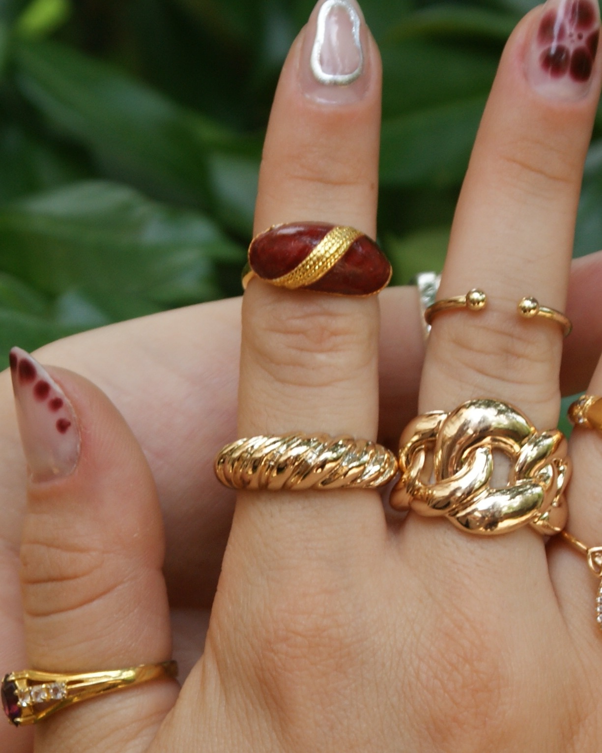 Link ring (alternate view)